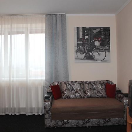 Apartment On Lermontova 35A Мукачеве Екстериор снимка