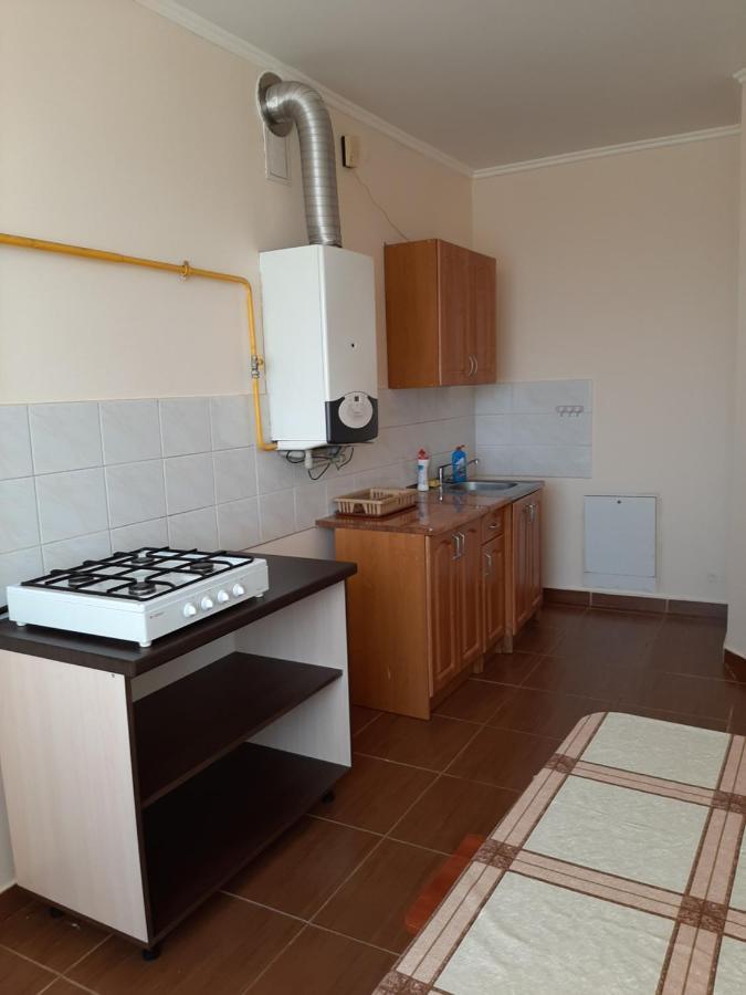 Apartment On Lermontova 35A Мукачеве Екстериор снимка