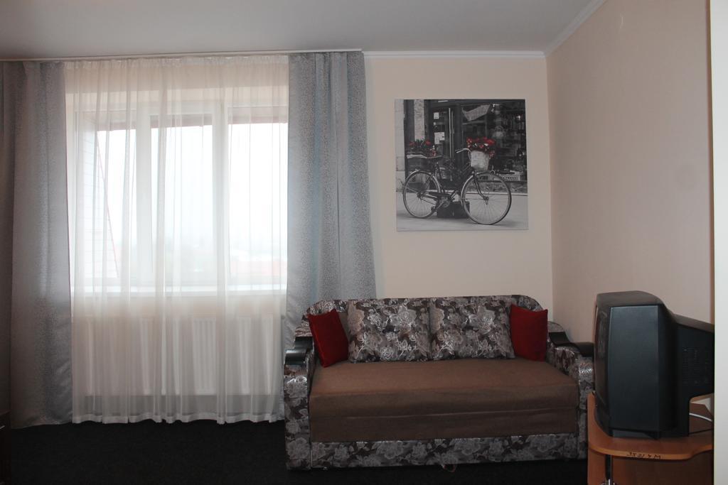 Apartment On Lermontova 35A Мукачеве Екстериор снимка